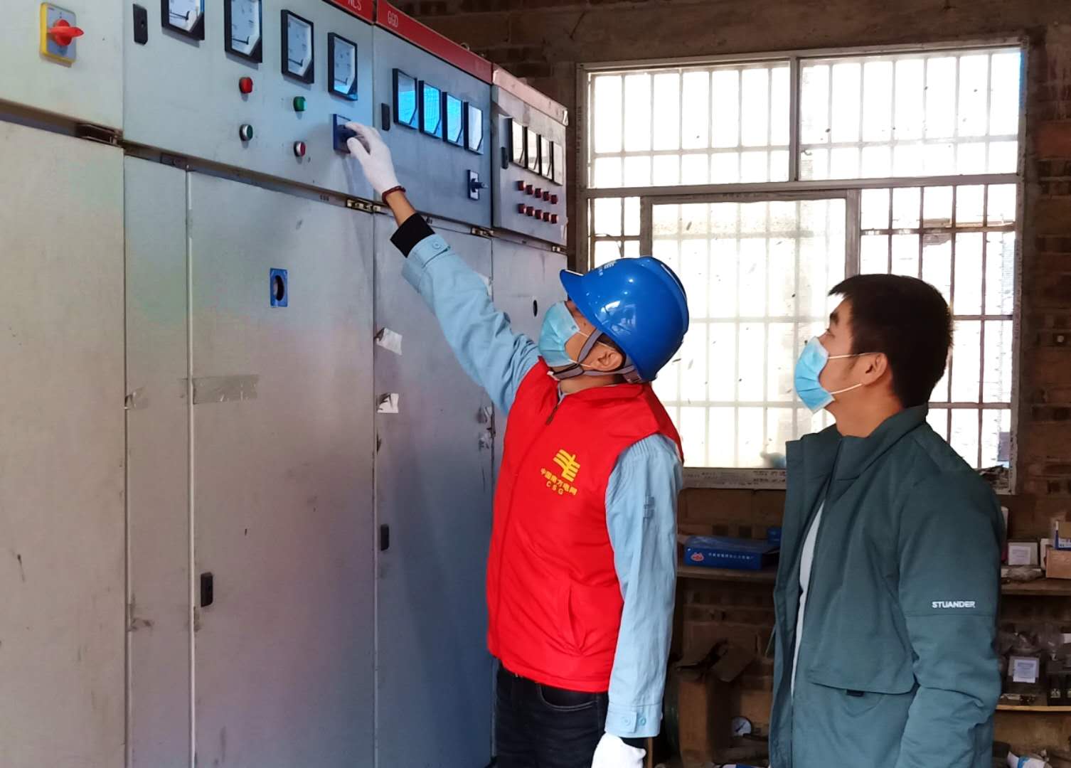 平塘供電局：主動走訪現場辦公，助推企業有序復工
