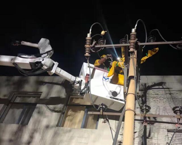 烏海電業(yè)局配電帶電作業(yè)處：11、7、23