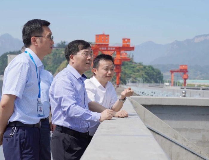 李富民調研三峽集團宜昌區域工作