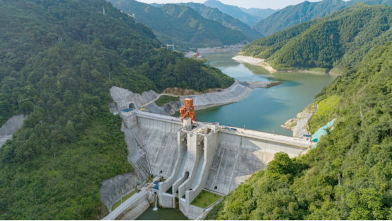 福建投資集團永泰抽水蓄能電站首臺機組投產發電