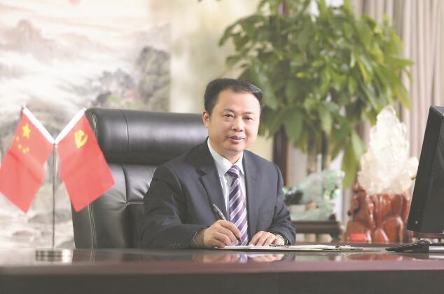全國人大代表、天能控股集團(tuán)有限公司董事長張?zhí)烊危喊l(fā)揮科技創(chuàng)新主力軍作用 推動(dòng)儲(chǔ)能產(chǎn)業(yè)高質(zhì)量發(fā)展