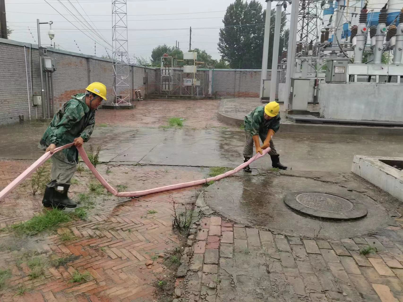 京津冀地區(qū)迎來極端強(qiáng)降雨，國(guó)網(wǎng)冀北電力近7000人迎戰(zhàn)