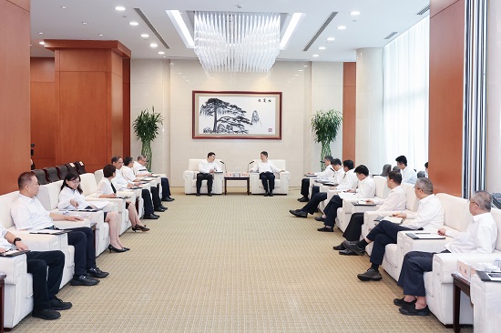 華能集團黨組書記、董事長溫樞剛會見山西省委常委、太原市委書記韋韜