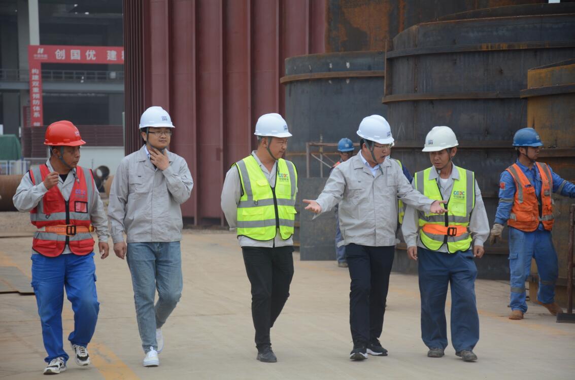中國能建建筑集團黨委副書記、總經理羅耕能到正寧百萬項目調研指導工作