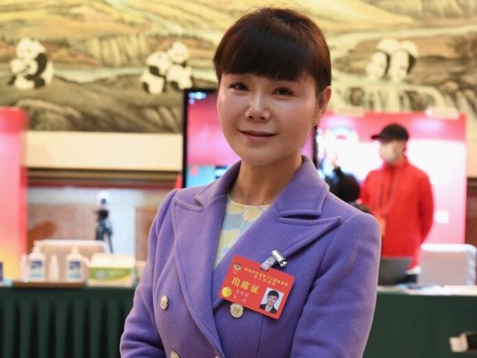 四川省政協(xié)委員李佳蔚：四川要優(yōu)化碳產(chǎn)品、參與碳交易，不斷完善碳設(shè)施