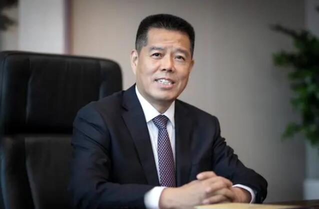 加快推動傳統(tǒng)煤炭企業(yè)向新能源企業(yè)轉型發(fā)展——訪全國人大代表，山東能源集團黨委書記、董事長 李偉