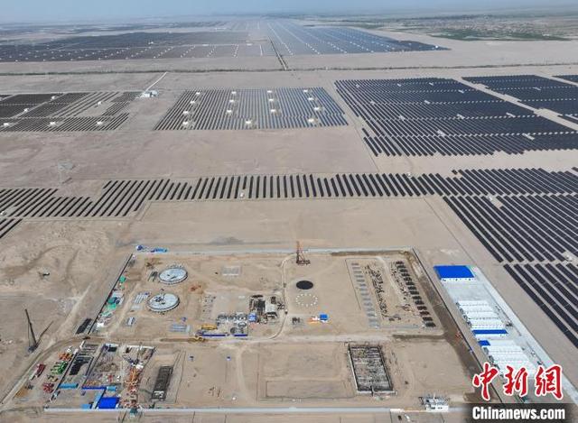 青海格爾木全球規模最大的液態空氣儲能示范項