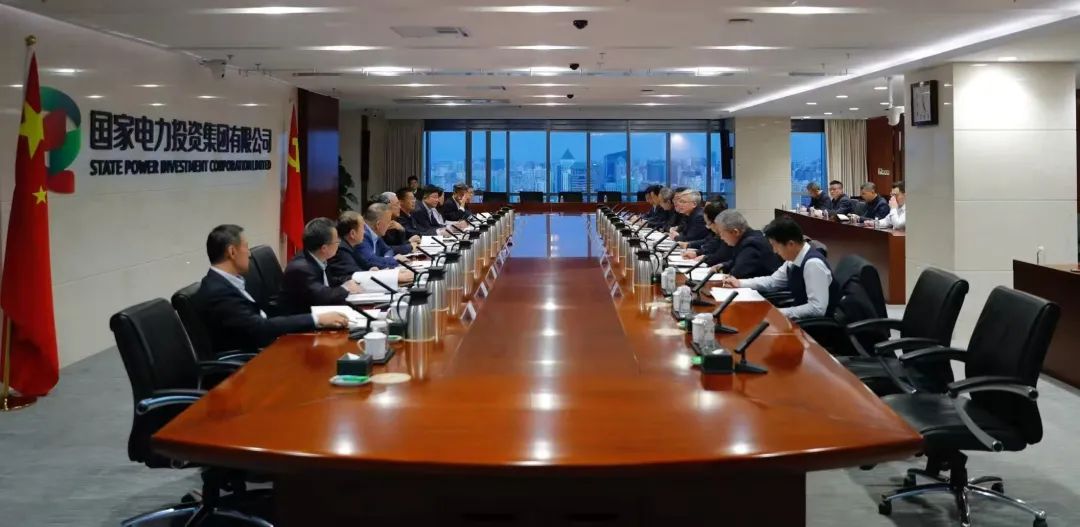 國(guó)家電投總經(jīng)理、黨組副書記栗寶卿會(huì)見(jiàn)東方電氣總經(jīng)理、黨組副書記張彥軍