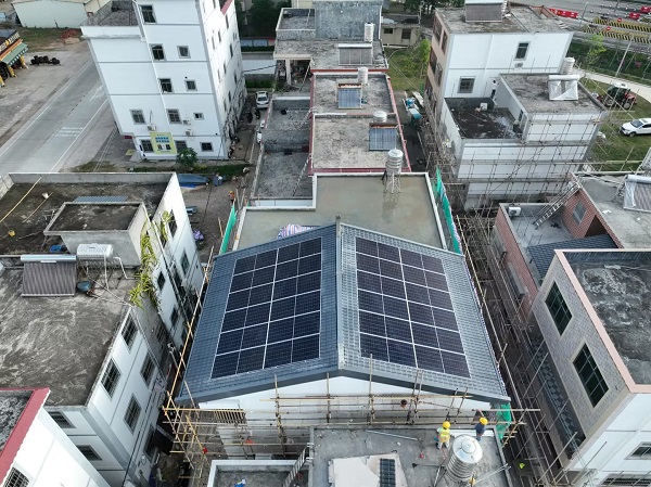 廣東省首個“風貌提升+光伏”鄉村建筑試點樣板工程完工