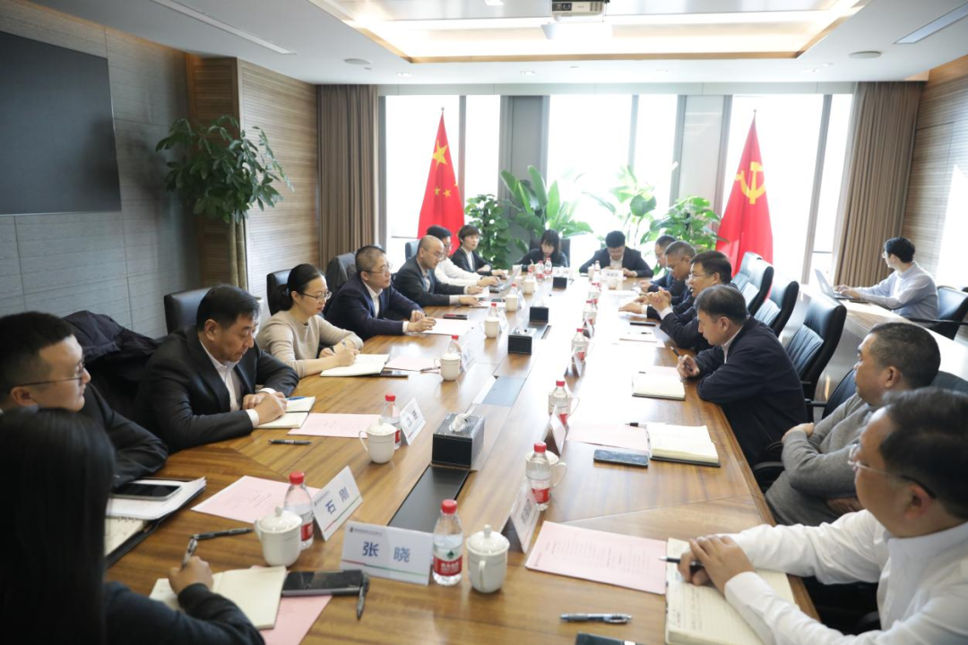 國家電投浙江公司總經理、黨委副書記黃保軍會見浙商銀行總行黨委委員、副行長景峰