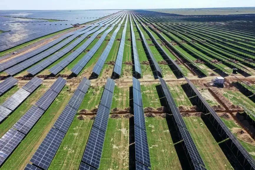 全容量并網發電!我國單體最大采煤沉陷區光伏基地