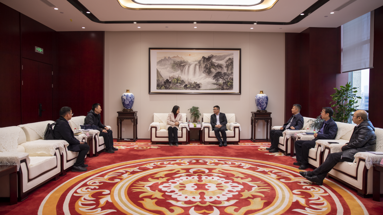 華電上海公司黨委書記顧金芳會見國家能源局華東監管局黨組成員、副局長朱曉艷