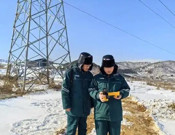 國網煙臺供電公司強化輸電線路巡視保障春節可靠供電