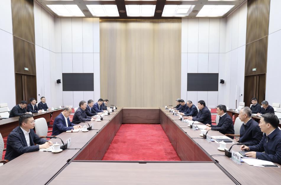 中國電氣裝備董事長李洪鳳、總經理周群拜訪國家電網公司董事長張智剛、總經理龐驍剛