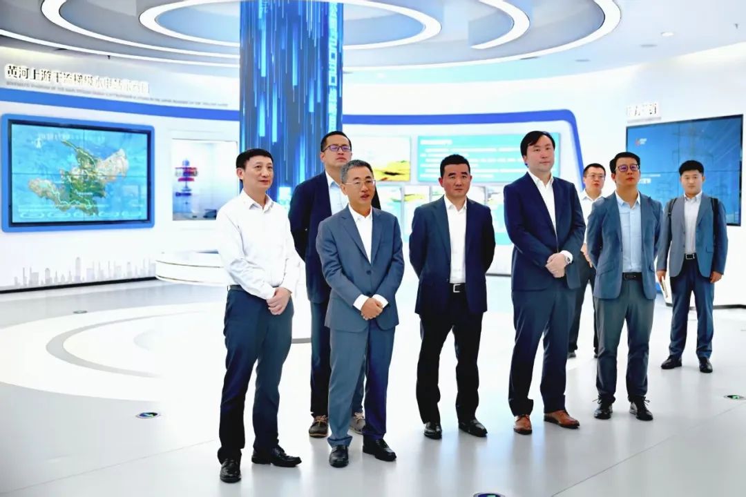 黃河公司黨委書記、董事長姚小彥會(huì)見華為董事、華為數(shù)字能源總裁侯金龍